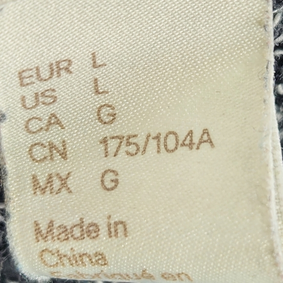 H&M Conscious Black & White Heathered Long Sleeve V Neck Sweater Size Large - Picture 7 of 8